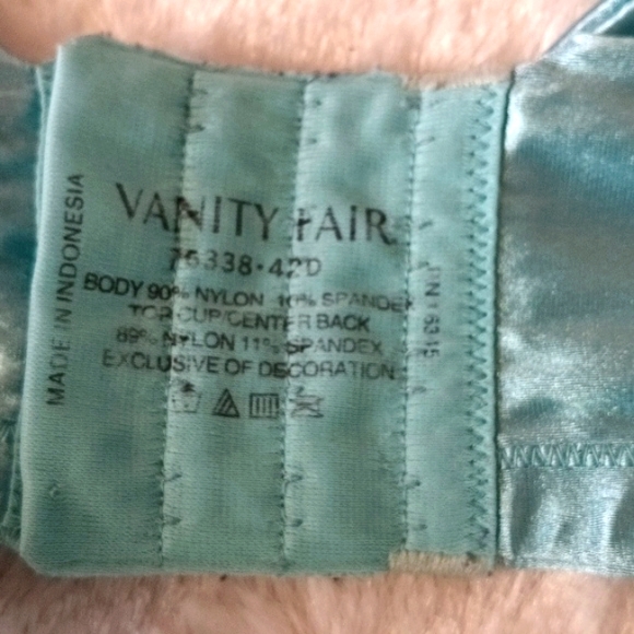 Vanity Fair Women's Illumination Full Figure Zoned-in Support Green Solid Bra 42 - Picture 3 of 10